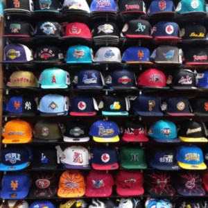 Gorra importada bordada