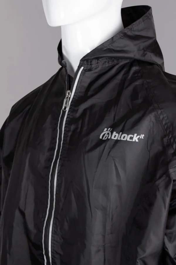 Chaqueta IMPERMEABLE protección lluvia - Image 2